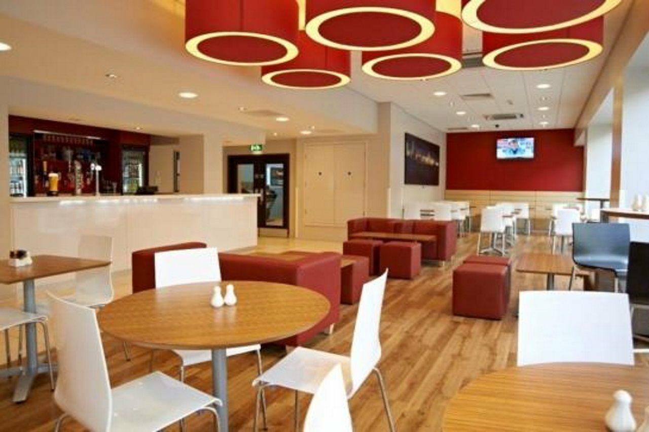 Travelodge Liverpool Central Exchange Street Extérieur photo